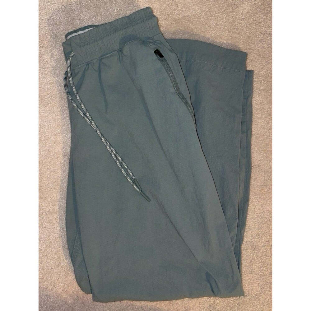 Athleta Trekkie Straight Crop Pants